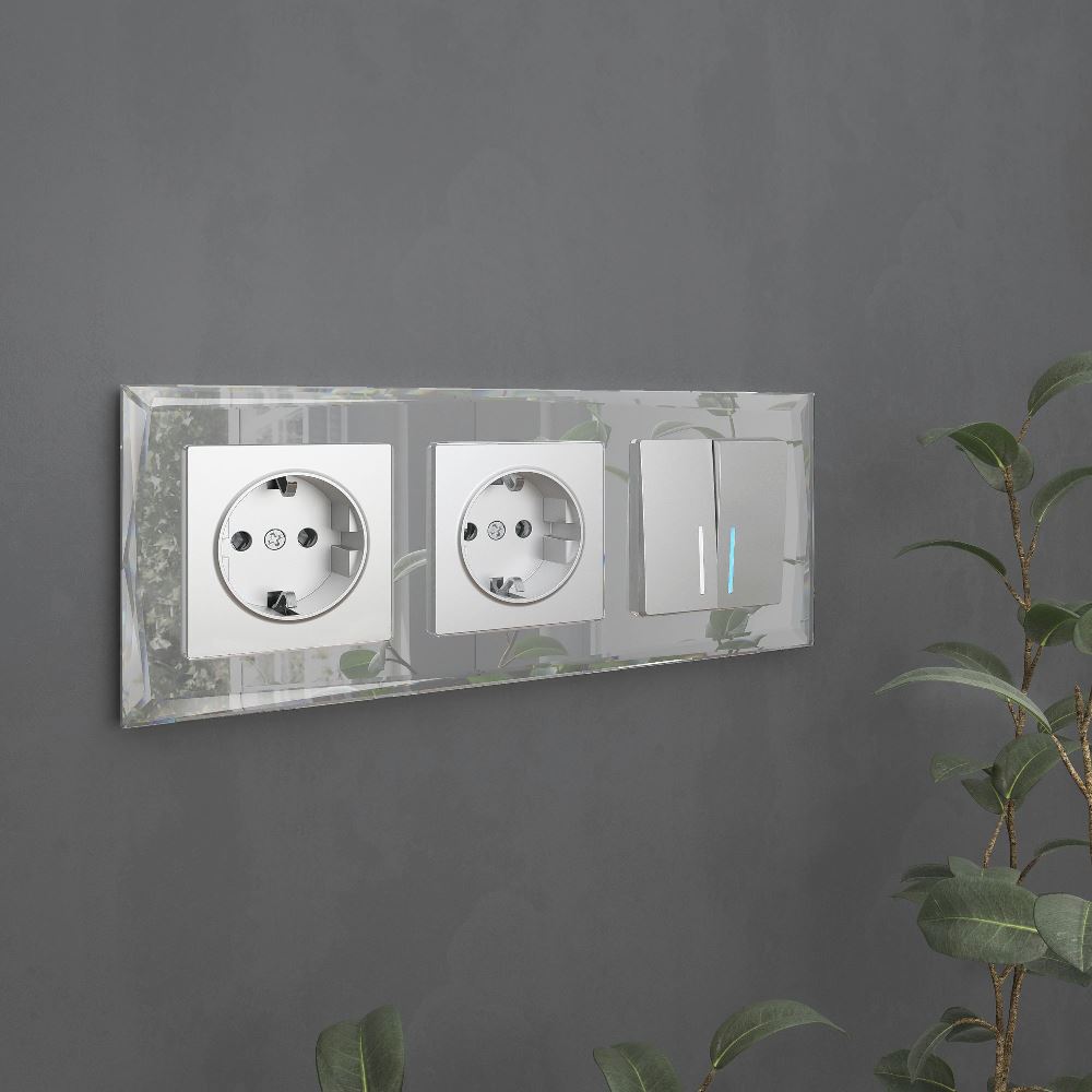 Рамка стеклянная Werkel Diamant на 3 поста Зеркальный W0031220 — изображение 3