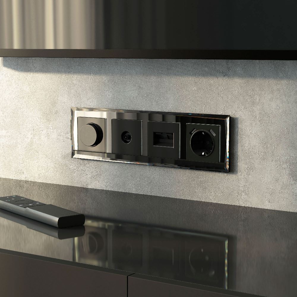 Рамка стеклянная Werkel Diamant на 4 поста Черный W0041208 — изображение 2