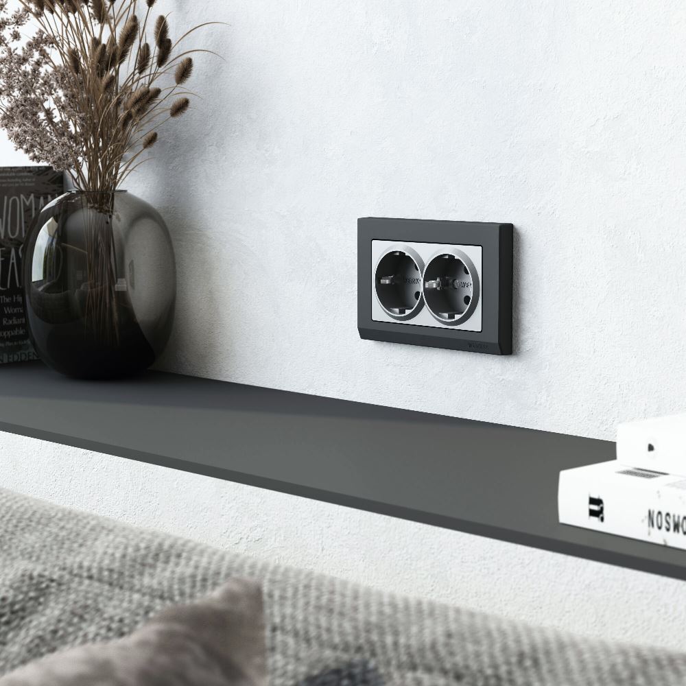 Розетка встраиваемая двойная Werkel с заземлением Серебрянный матовый W1172065 — изображение 2