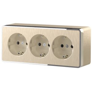 Розетка накладная тройная Werkel Gallant с заземлением и шторками Шампань рифленый W5073110