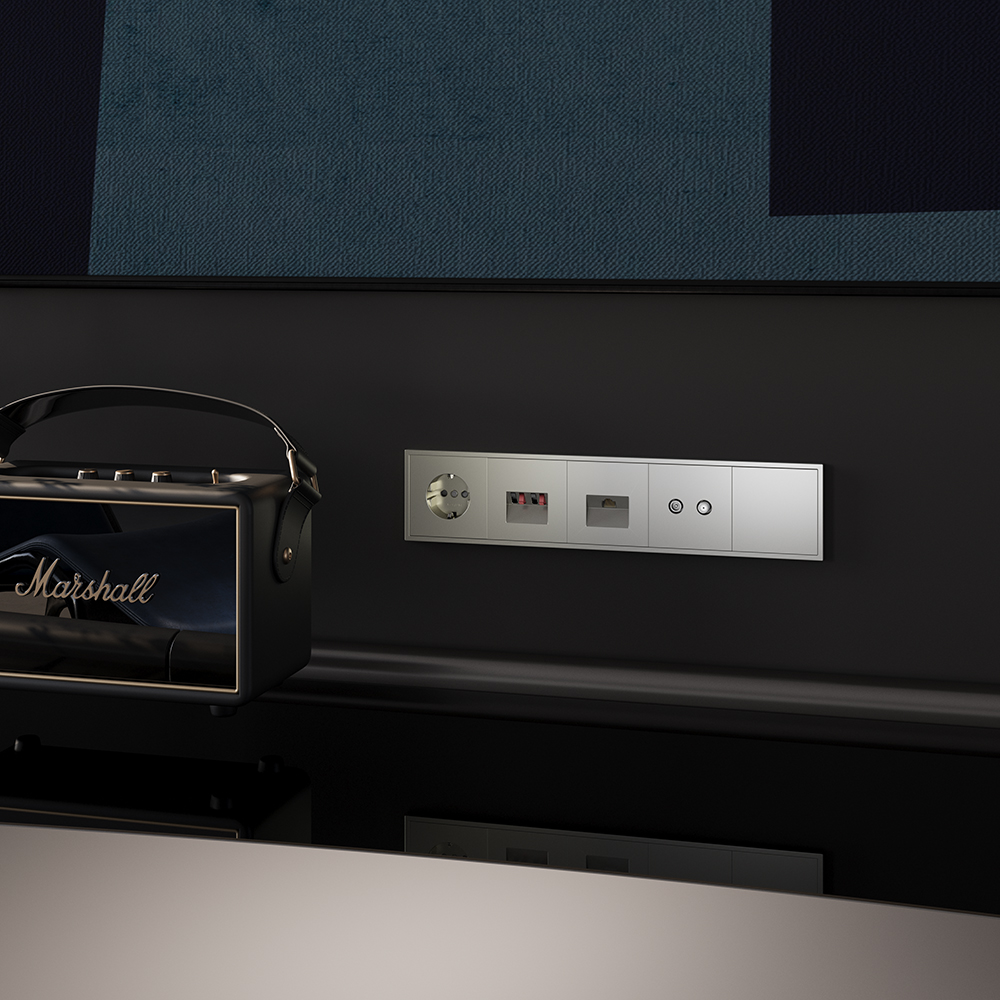 Рамка пластиковая Voltum S70 на 5 постов Шелк глянцевый VLS100504 — изображение 3